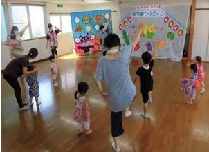 写真：あさひ保育園地域子育て支援センターの活動の様子
